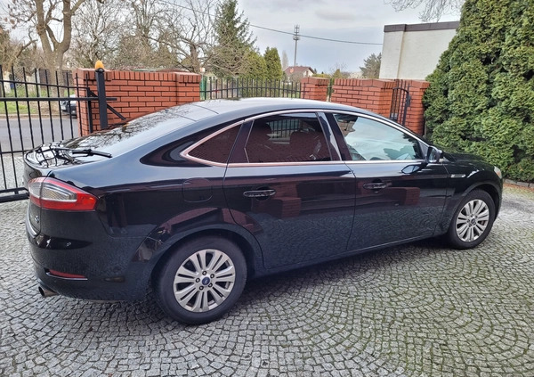 Ford Mondeo cena 33500 przebieg: 237500, rok produkcji 2012 z Poznań małe 277